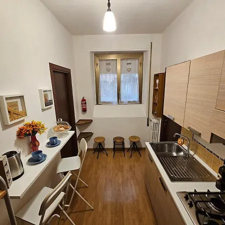 Private In Apartment Rome