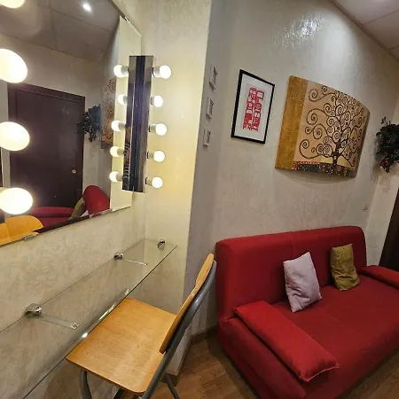 Private In Apartment *